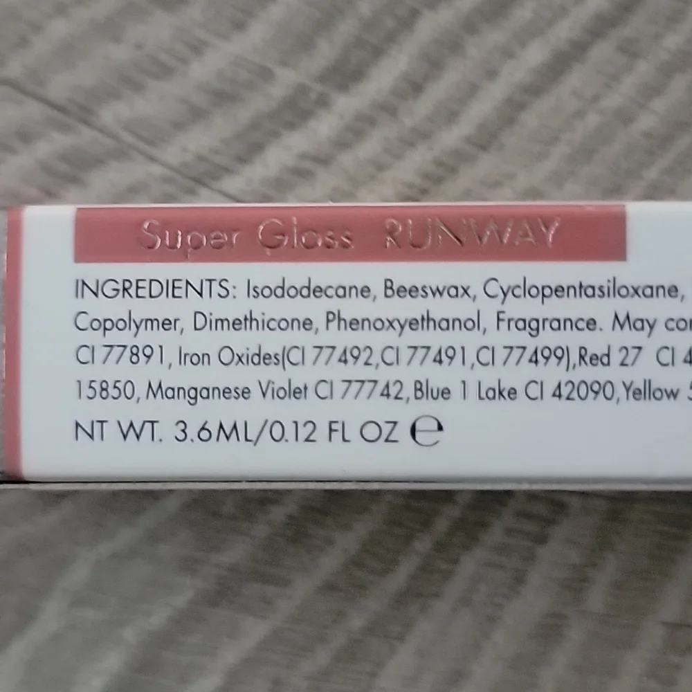 NWT Bellapierre Super‎ Gloss Runway